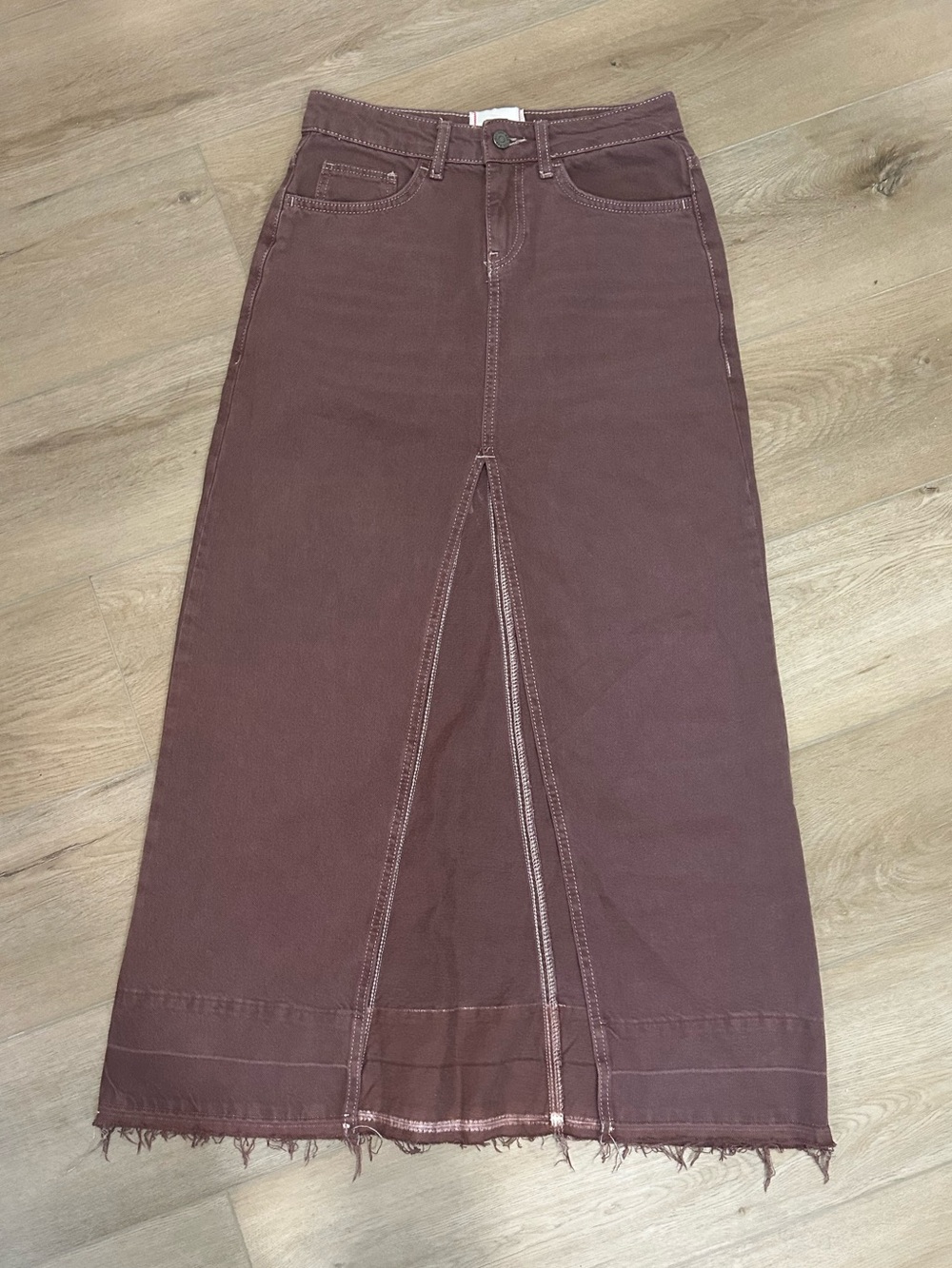 BDG Mid-Waist Midi Denim Skirt in Mauve Brown XS EUC